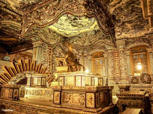 Alternative view of TOUR HUẾ - HOÀNG THÀNH HUẾ - LĂNG KHẢI ĐỊNH - MINH MẠNG - CHÙA THIÊN MỤ- BIỂN LĂNG CÔ