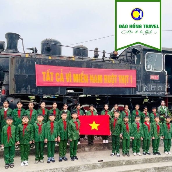 TOUR HỌC TẬP TRẢI NGHIỆM DTLSQG 60 LIỆT SỸ TNXP ĐẠI ĐỘI 915 - LÀNG VĂN HÓA THÁI HẢI