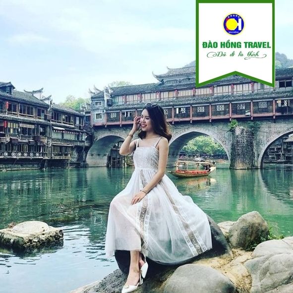 TOUR TRUNG QUỐC - PHƯỢNG HOÀNG CỔ TRẤN - MIÊU TRẠI MẶC NHUNG - TRƯƠNG GIA GIỚI - THIÊN MÔN SƠN GIÁ RẺ UY TÍN 2026